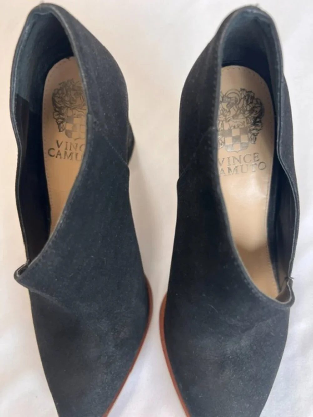 Vince Camuto Suede Cut Out High Heel Pump Sz 6.5 - Picture 5 of 13